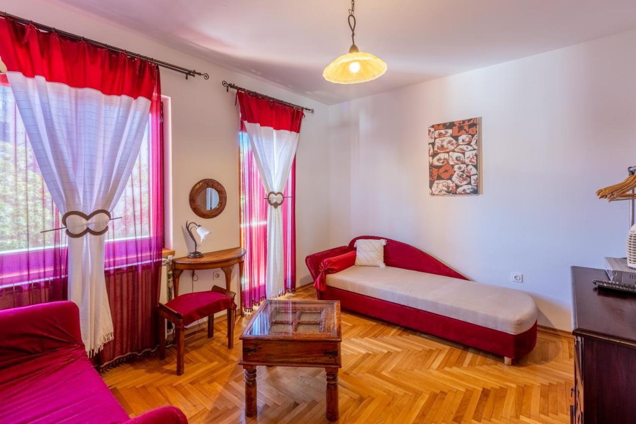 Apartments Villa Mavero Банджоле Экстерьер фото