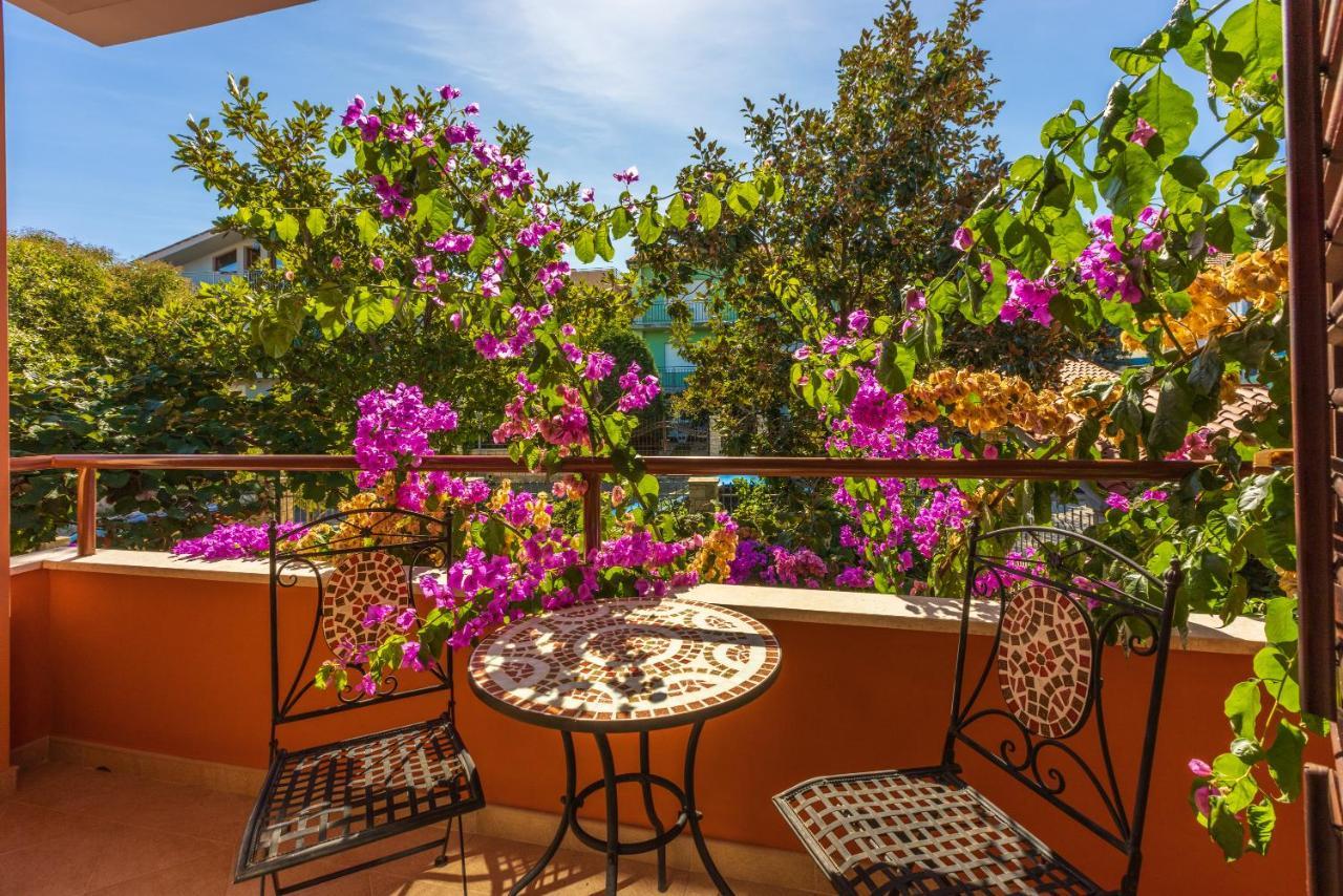 Apartments Villa Mavero Банджоле Экстерьер фото