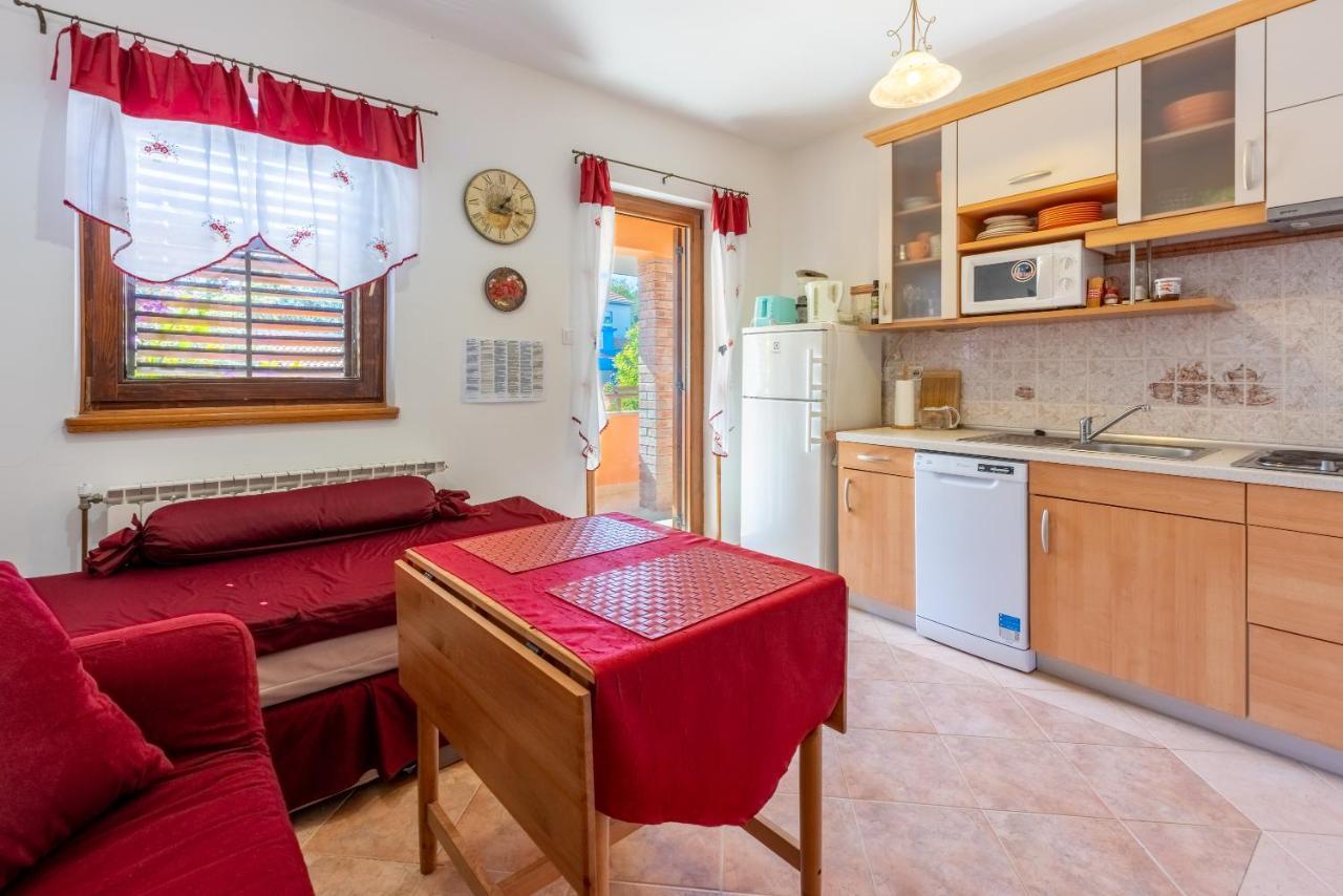 Apartments Villa Mavero Банджоле Экстерьер фото