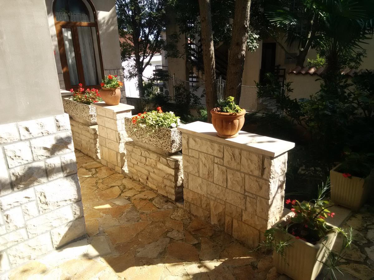 Apartments Villa Mavero Банджоле Экстерьер фото