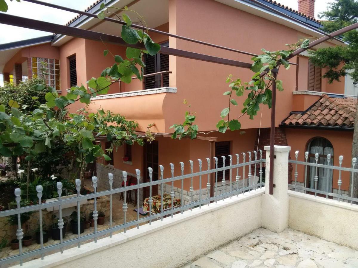 Apartments Villa Mavero Банджоле Экстерьер фото