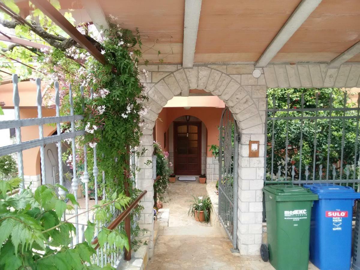 Apartments Villa Mavero Банджоле Экстерьер фото