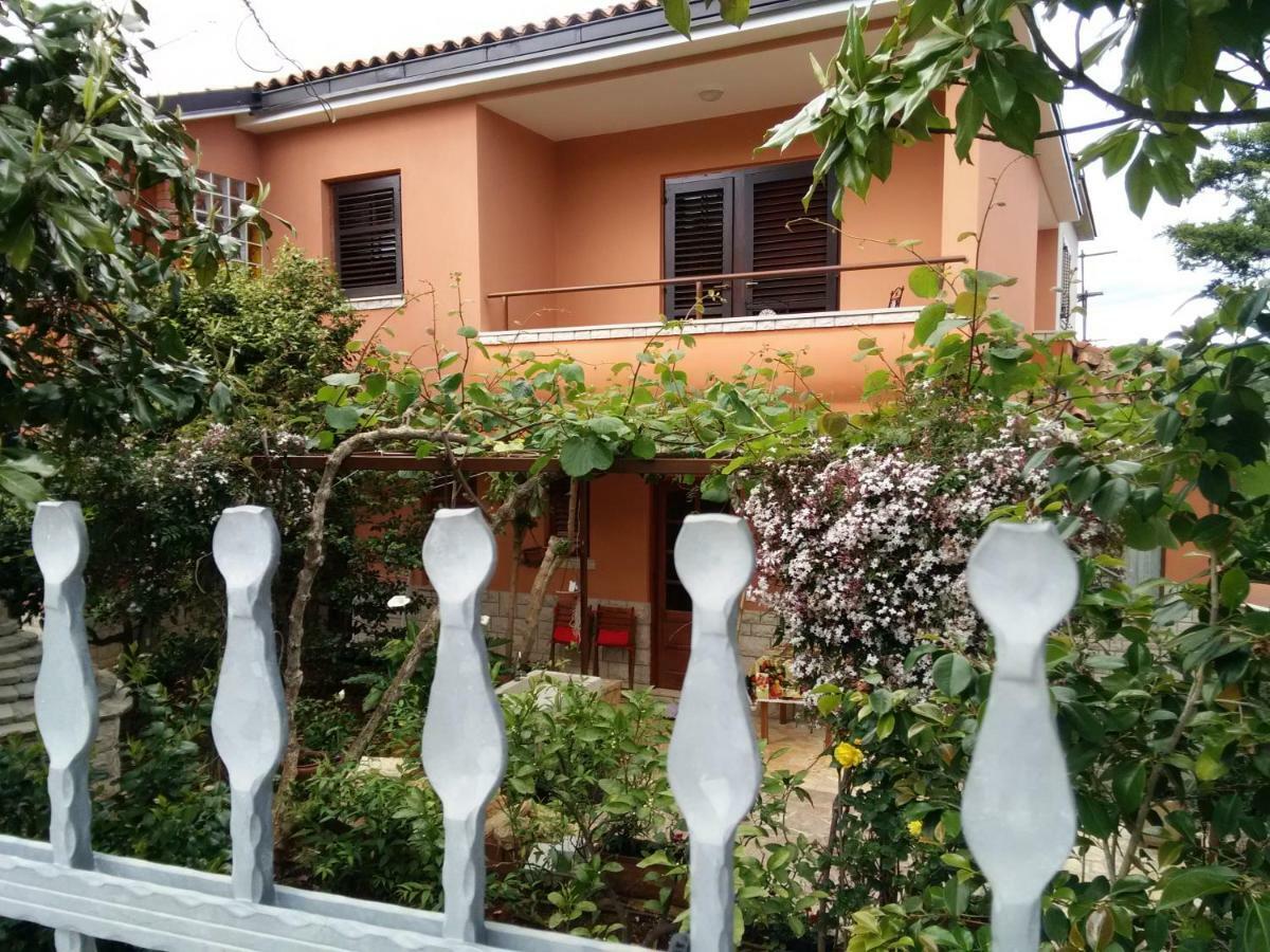 Apartments Villa Mavero Банджоле Экстерьер фото